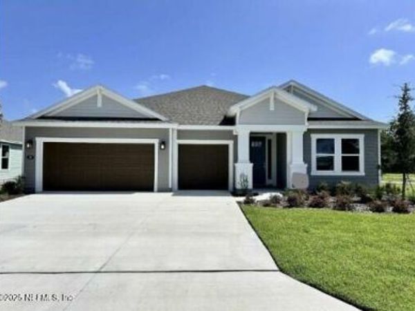 34 ARMOYAN Drive, Palm Coast, FL 32137