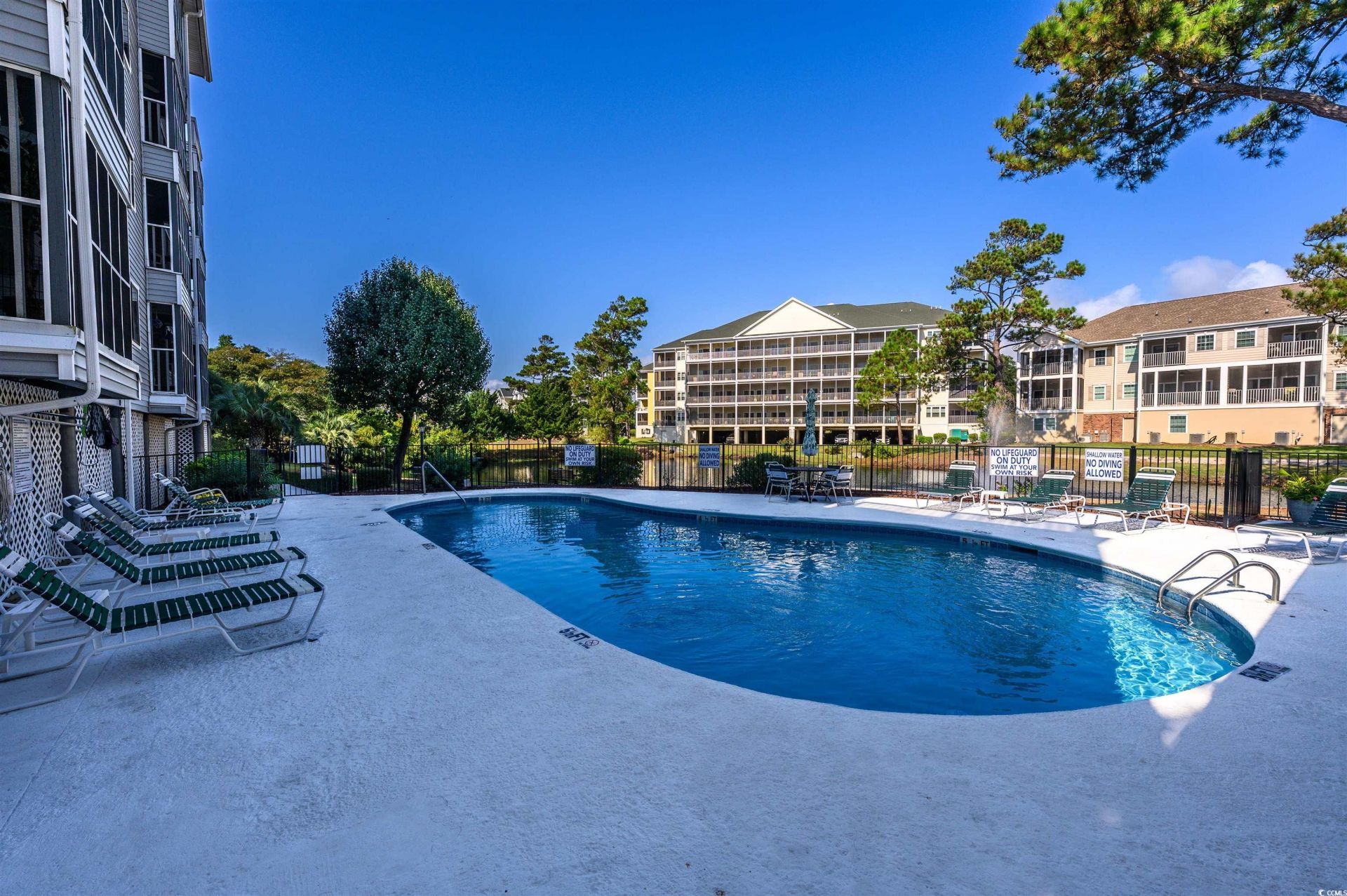 305 Hillside Dr. N Photo 11