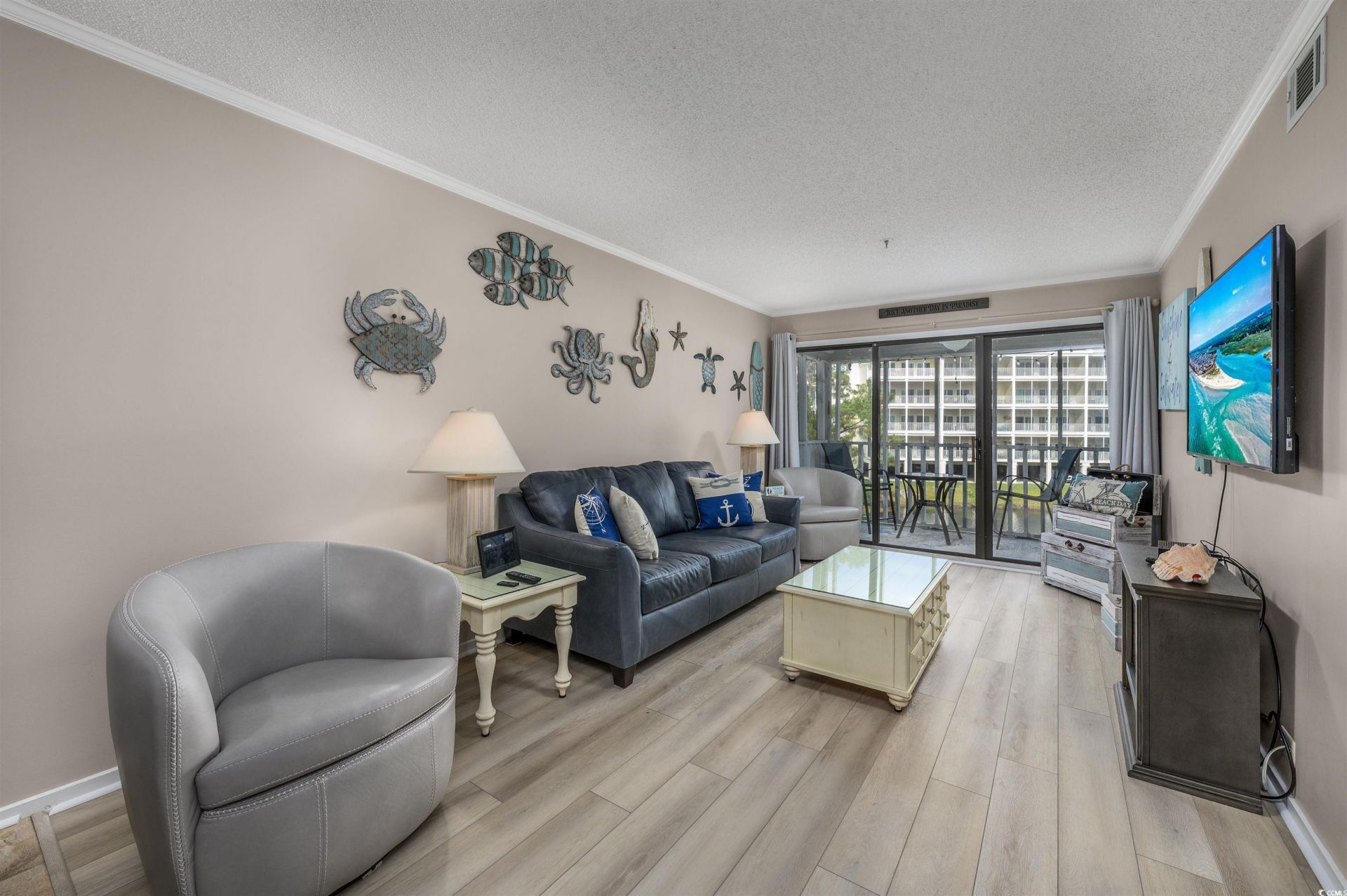 305 Hillside Dr. N Photo 18