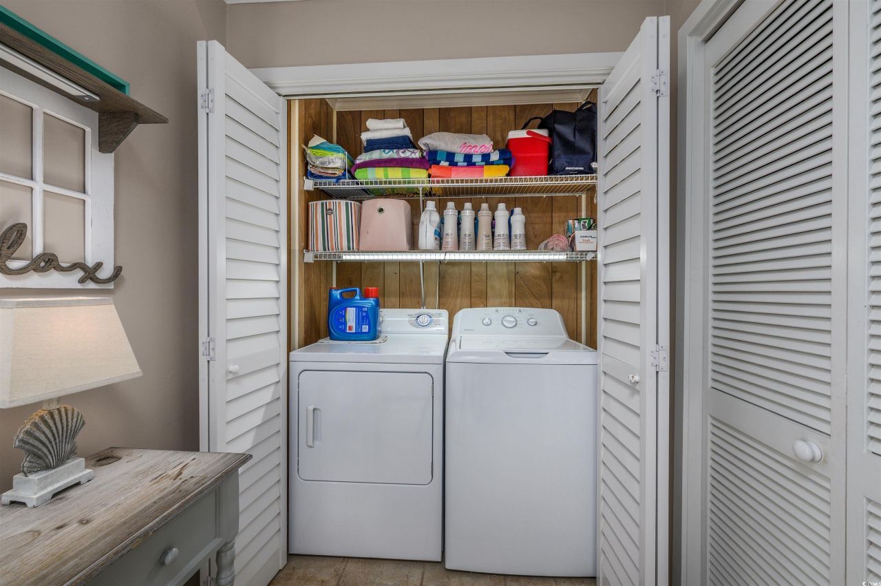 305 Hillside Dr. N Photo 21