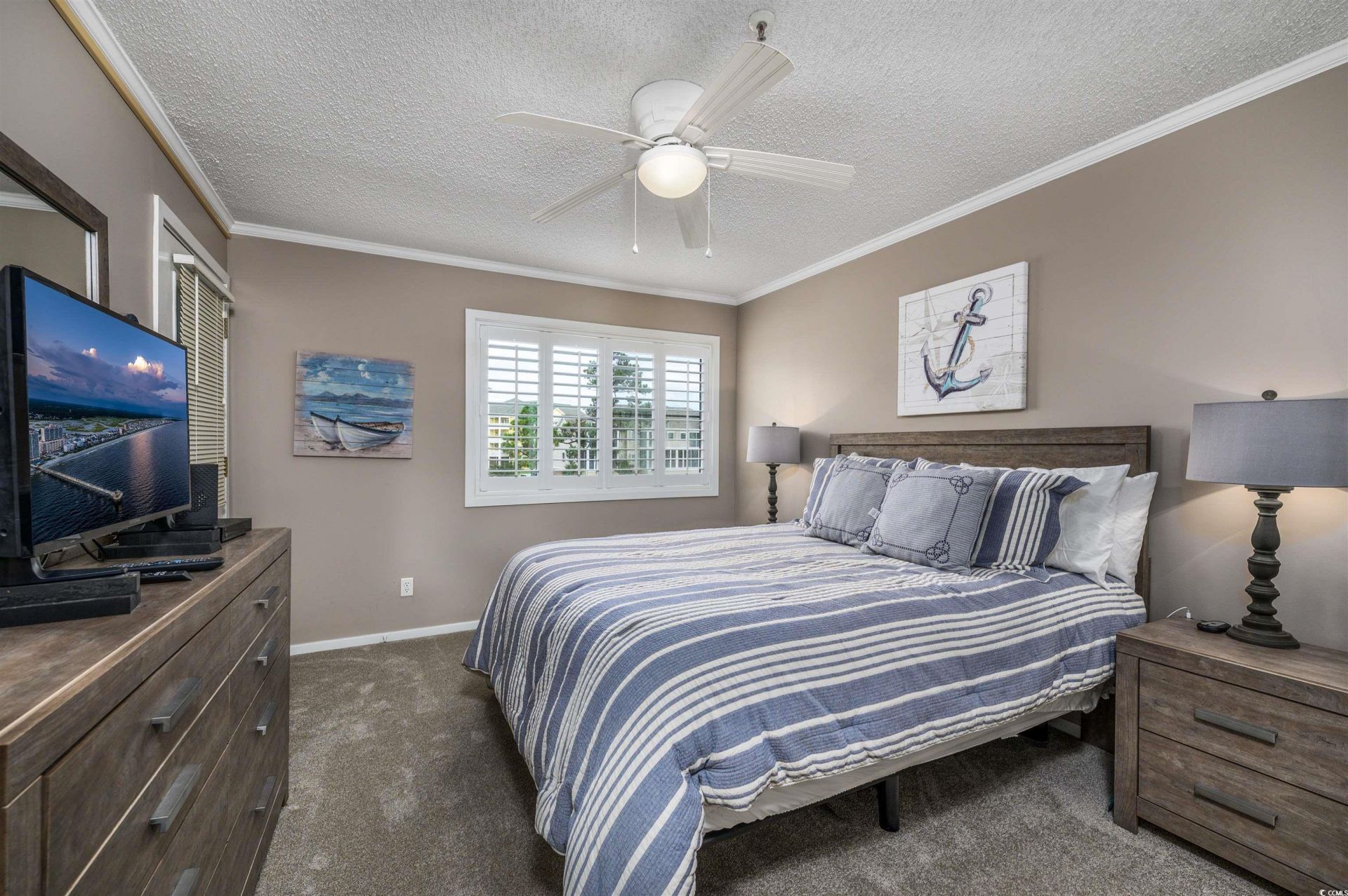 305 Hillside Dr. N Photo 23