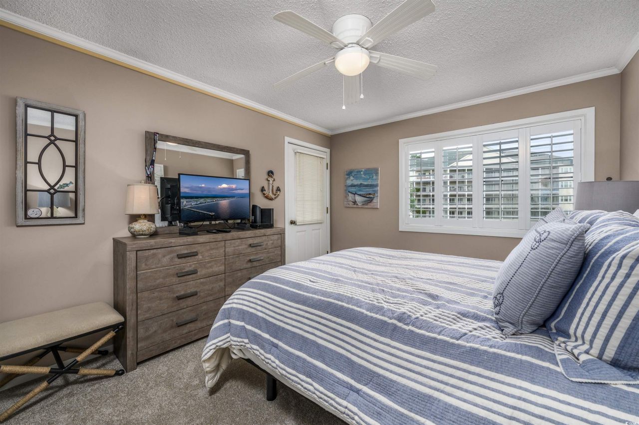 305 Hillside Dr. N Photo 31