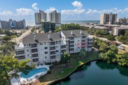 305 Hillside Dr. N photo 4