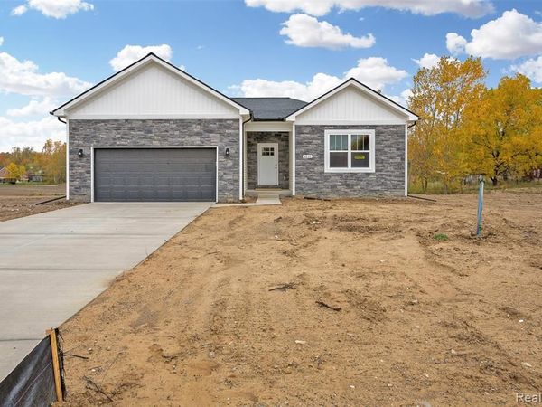 2247 Baltimore Lane, Davison, MI 48423
