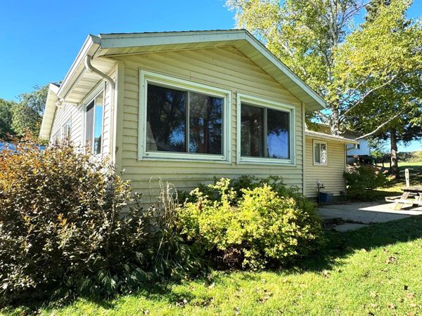 N9384 Idle Hour Drive, Randolph, WI 53956