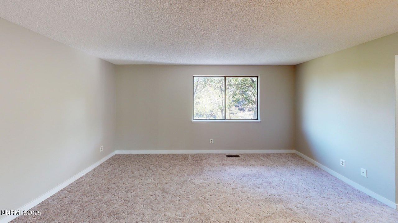 2345 Camelot Way, Reno, NV 89509 Photo