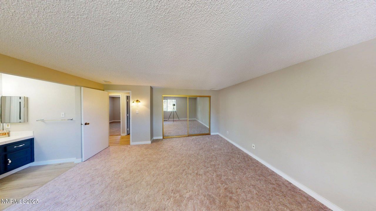 2345 Camelot Way, Reno, NV 89509 Photo
