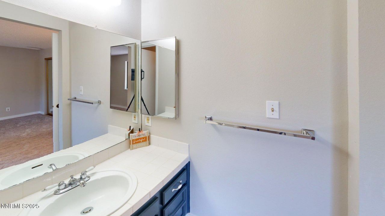 2345 Camelot Way, Reno, NV 89509 Photo