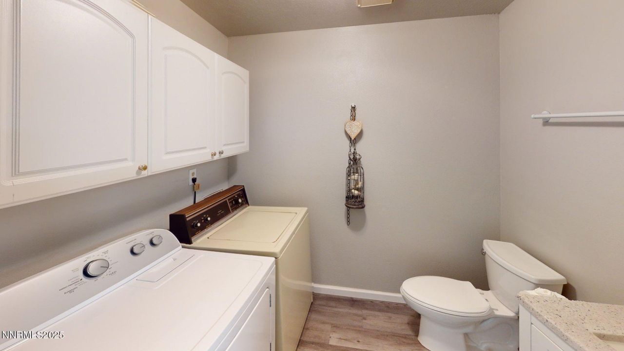 2345 Camelot Way, Reno, NV 89509 Photo