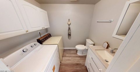 2345 Camelot Way, Reno, NV 89509 Photo