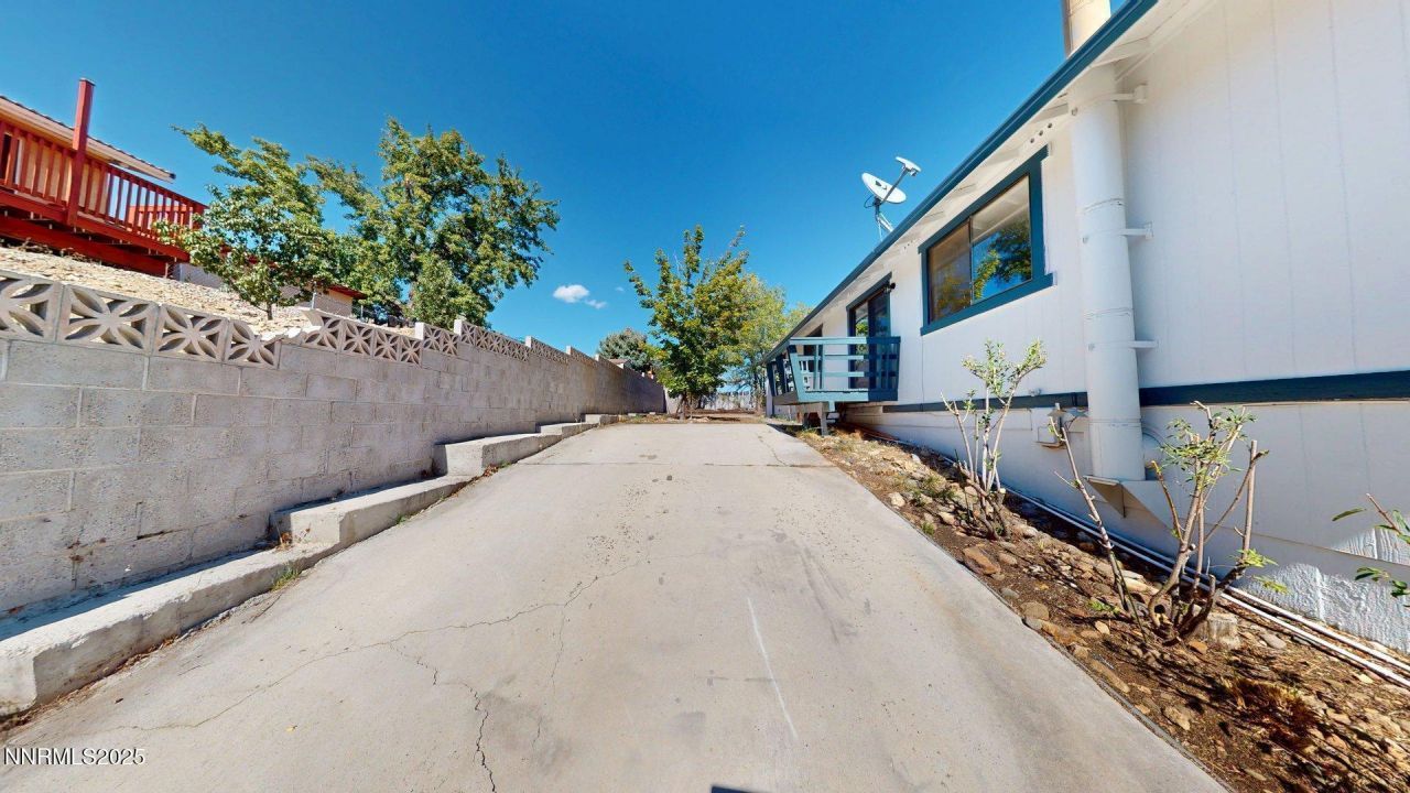 2345 Camelot Way, Reno, NV 89509 Photo