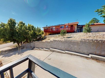 2345 Camelot Way, Reno, NV 89509 Photo