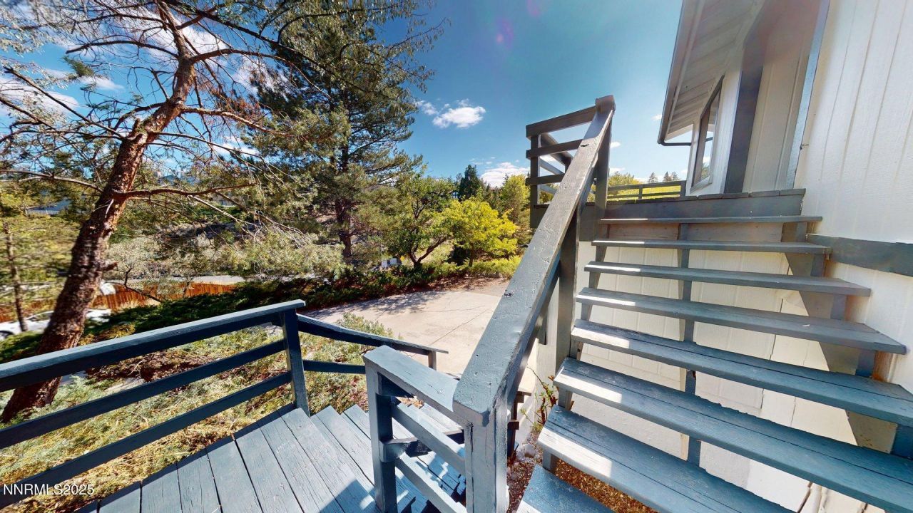 2345 Camelot Way, Reno, NV 89509 Photo