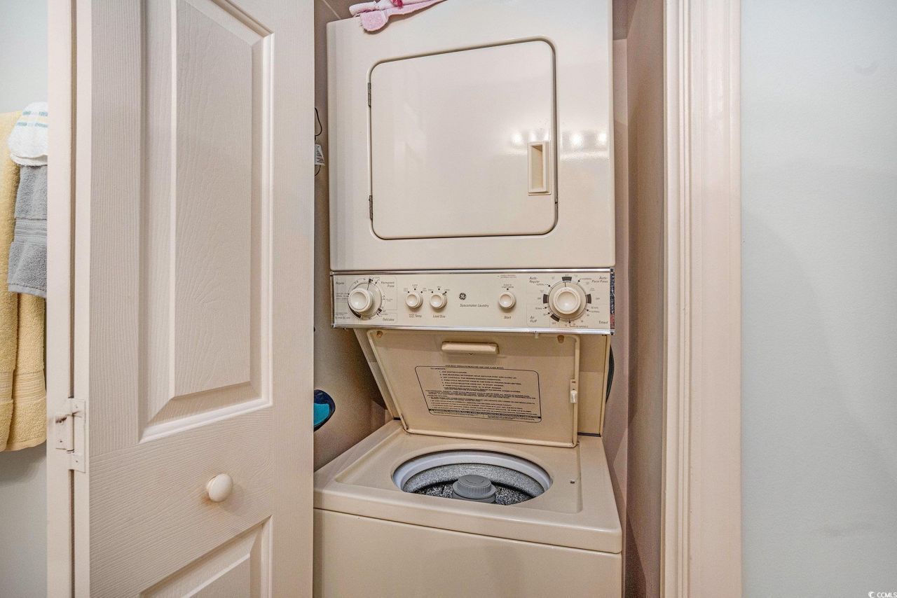 1240 White Tree Ln. Photo 18