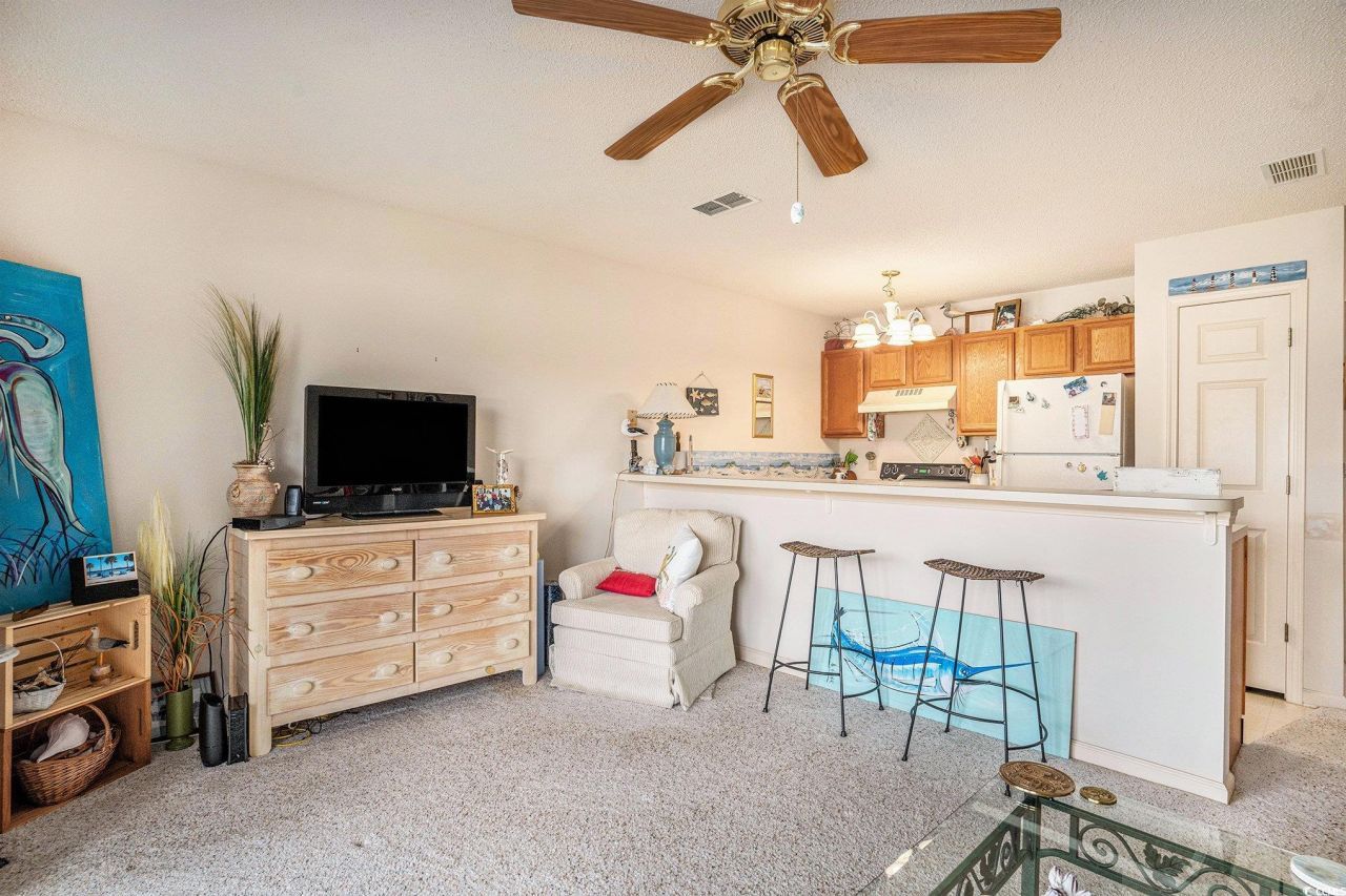 1240 White Tree Ln. Photo 9