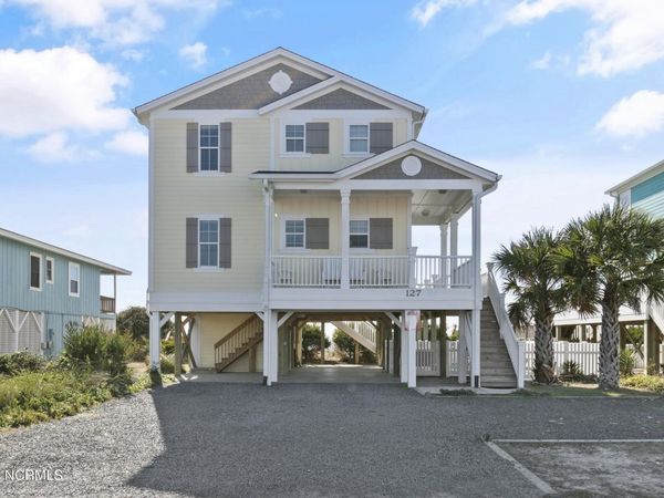 127 Ocean Boulevard W, Holden Beach, NC 28462