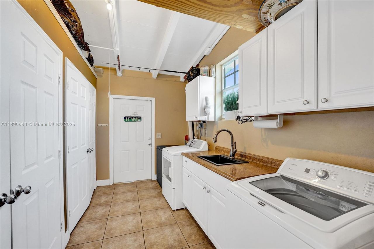 2624 Nassau Ln, Fort Lauderdale, FL 33312 Photo