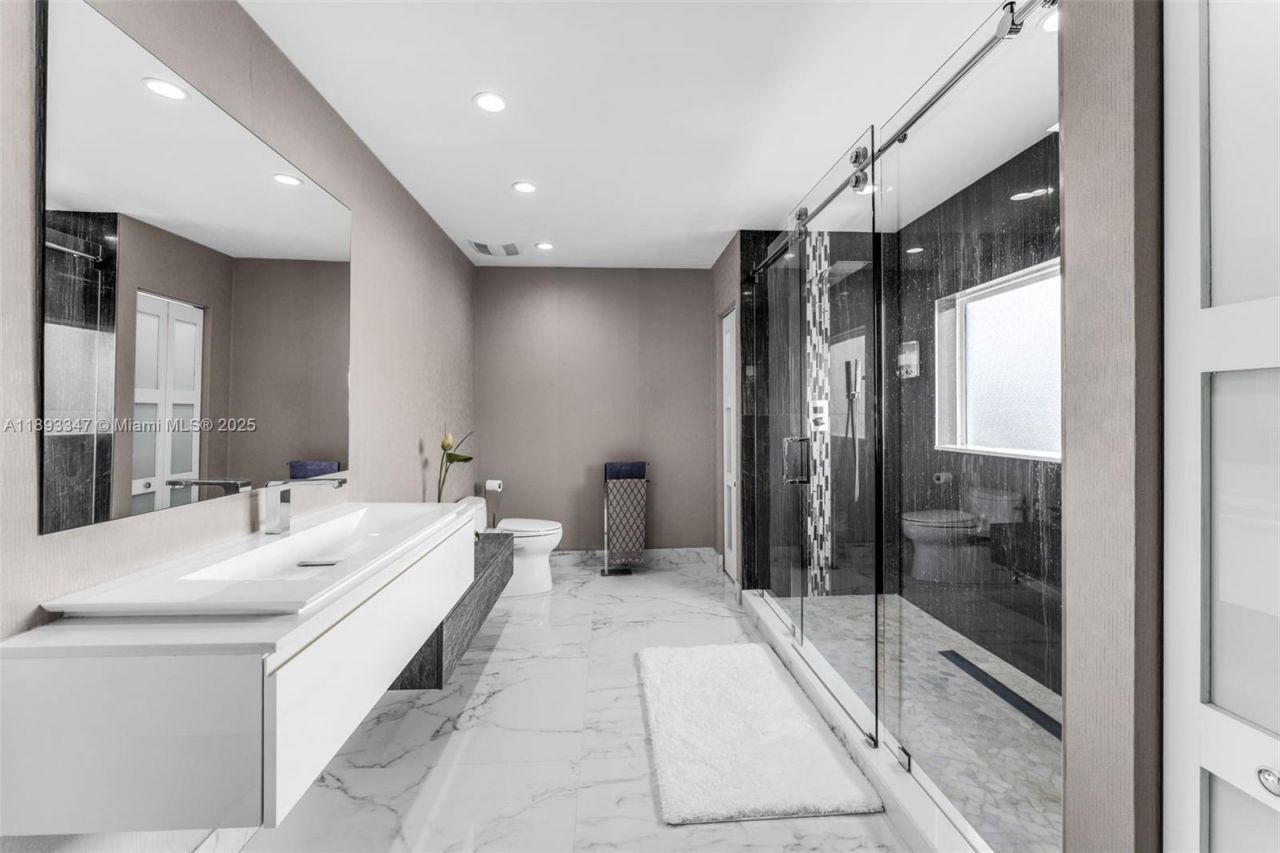 3121 SW 151st Ct, Miami, FL 33185 Photo