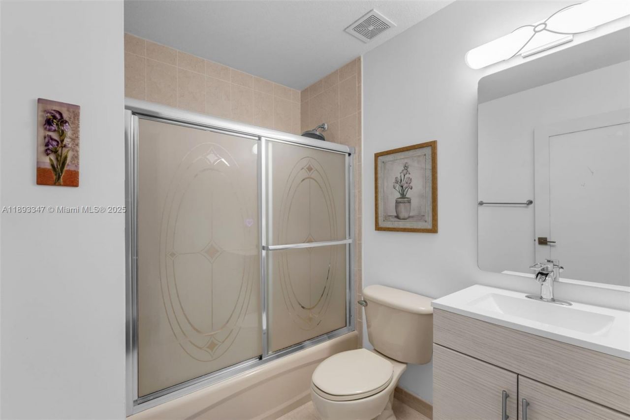 3121 SW 151st Ct, Miami, FL 33185 Photo