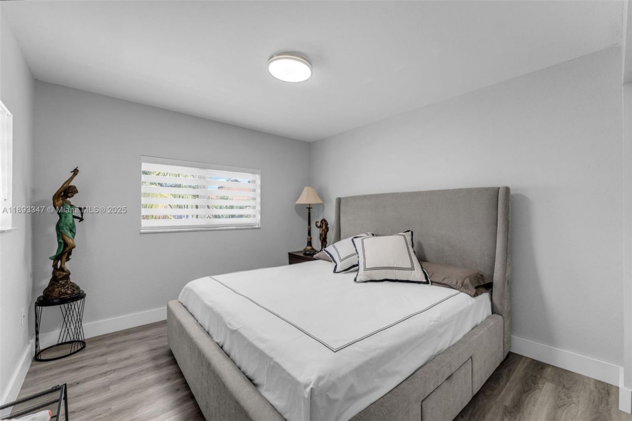 3121 SW 151st Ct, Miami, FL 33185 Photo