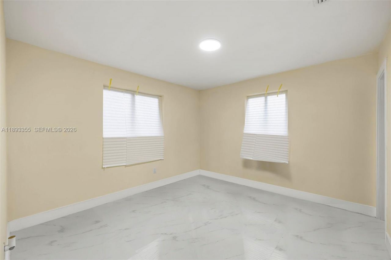 18931 NW 44th Ave, Miami Gardens, FL 33055 Photo