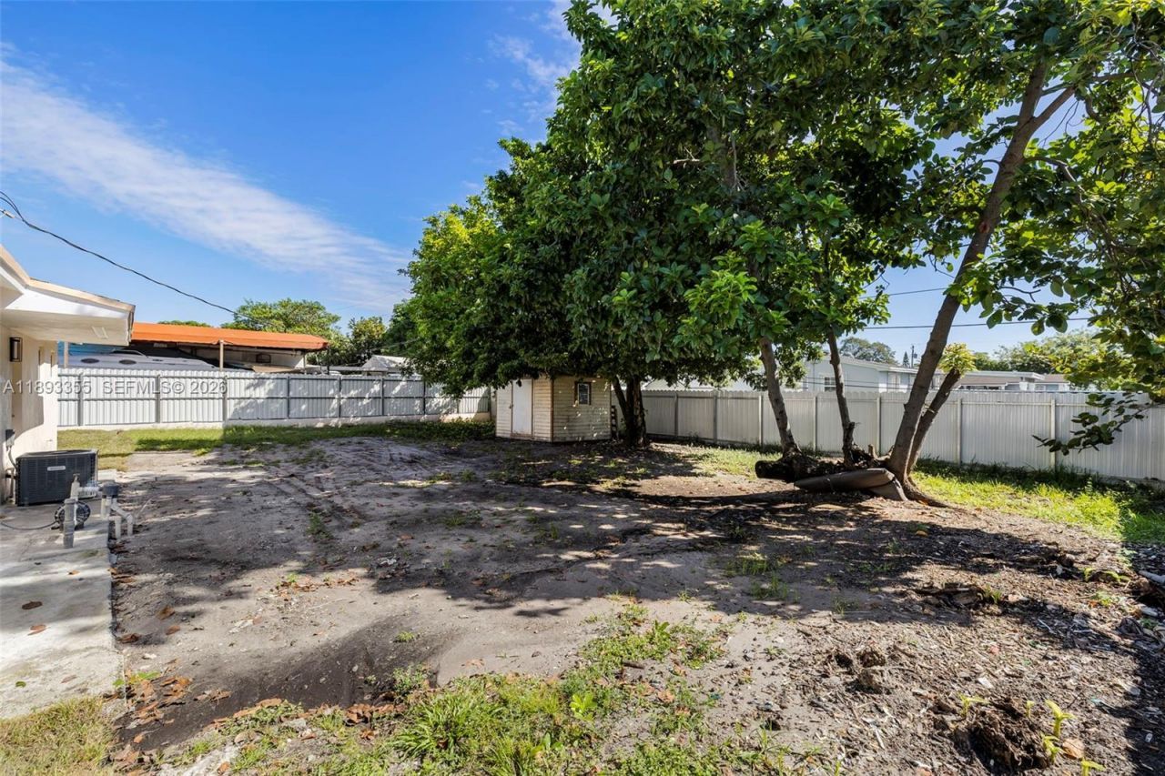 18931 NW 44th Ave, Miami Gardens, FL 33055 Photo