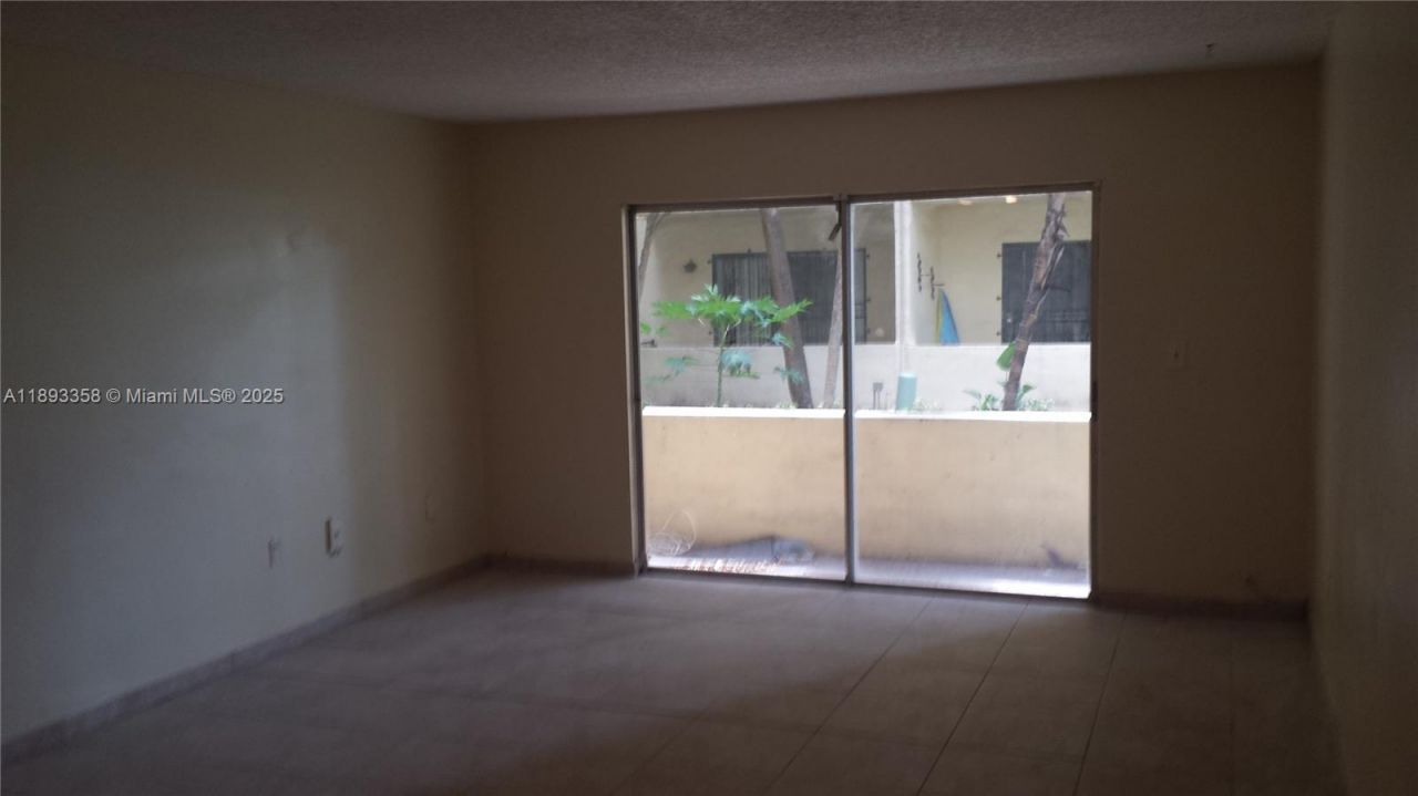 11925 NE 2nd Ave, Unit B116, North Miami, FL 33161 Photo