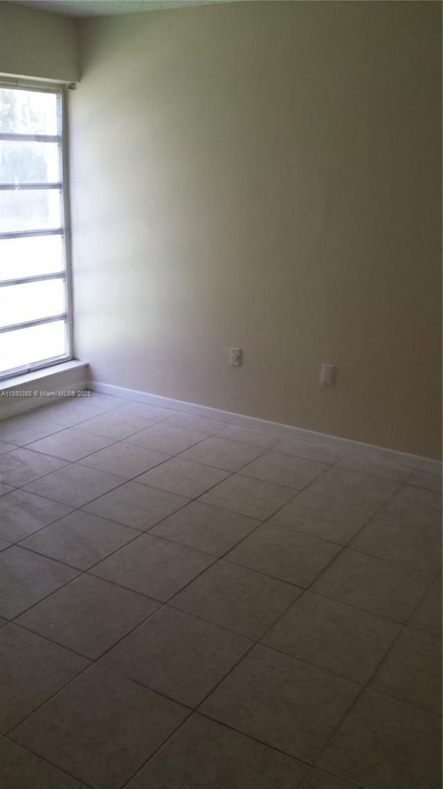 11925 NE 2nd Ave, Unit B116, North Miami, FL 33161 Photo