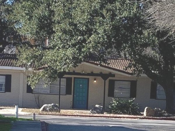 7923 DONORE PL, Unit 5, San Antonio, TX 78229