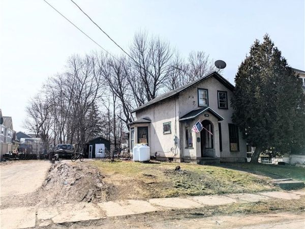 110 Beaver Street, Albion, NY 14411