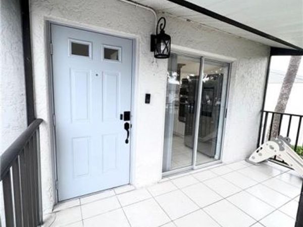 4079 Northlight DR, Unit 1802, NAPLES, FL 34112