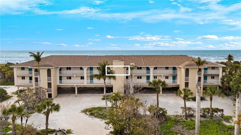 527 E Gulf Dr, Unit 204, Sanibel, FL 33957 Photo