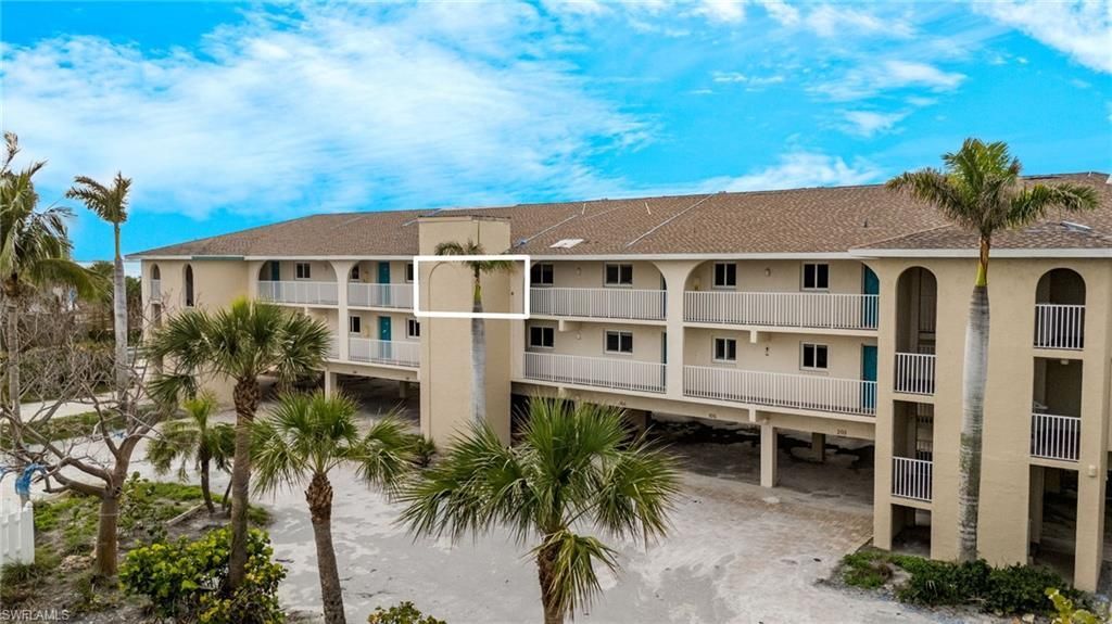 527 E Gulf Dr, Unit 204, Sanibel, FL 33957 Photo