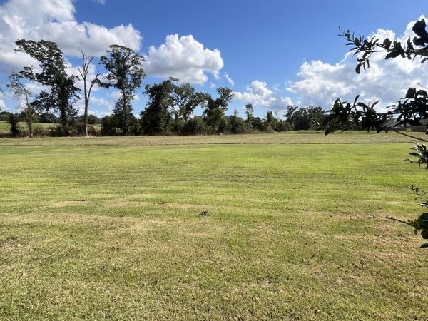 100 Leatherback Lane, Broussard, LA 70518