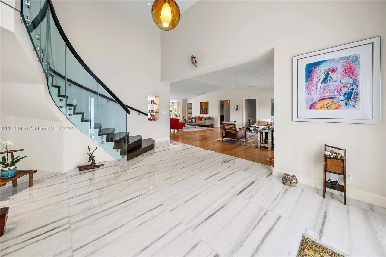 1370 NE 103rd St, Miami Shores, FL 33138 Photo