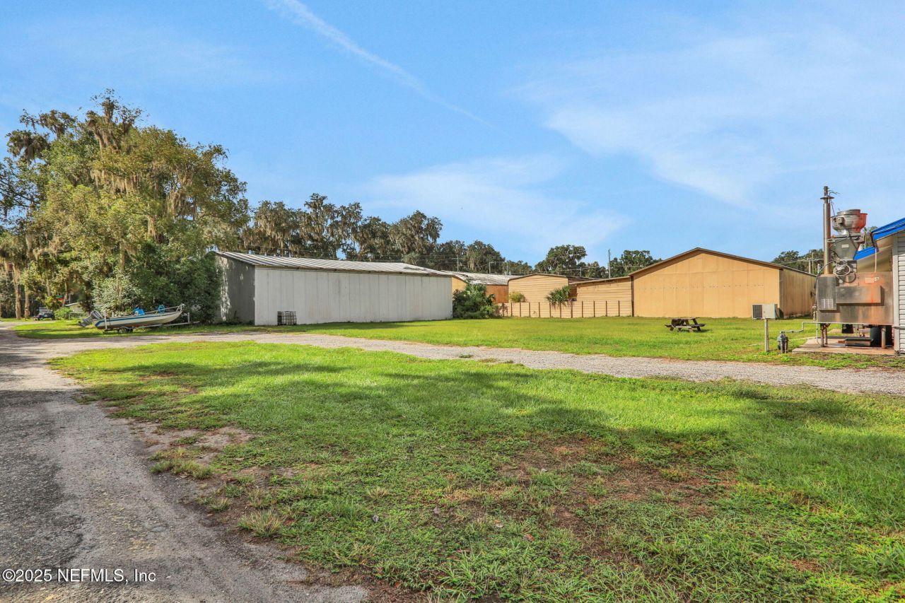 413 Elm Street, Welaka, FL 32193 Photo