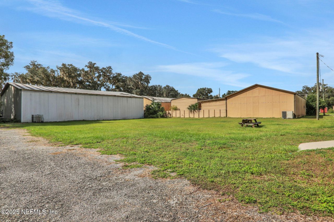 413 Elm Street, Welaka, FL 32193 Photo