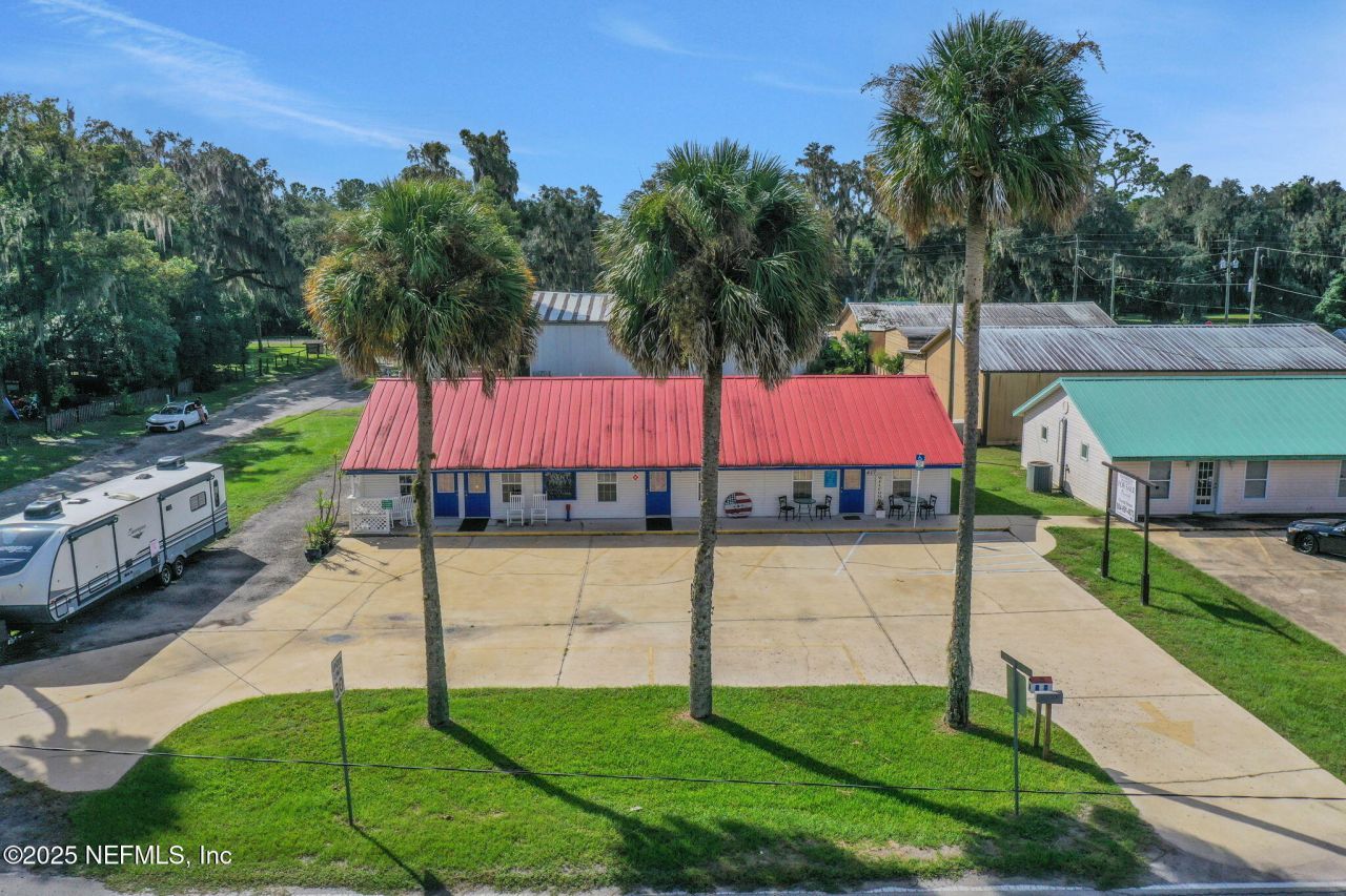 413 Elm Street, Welaka, FL 32193 Photo