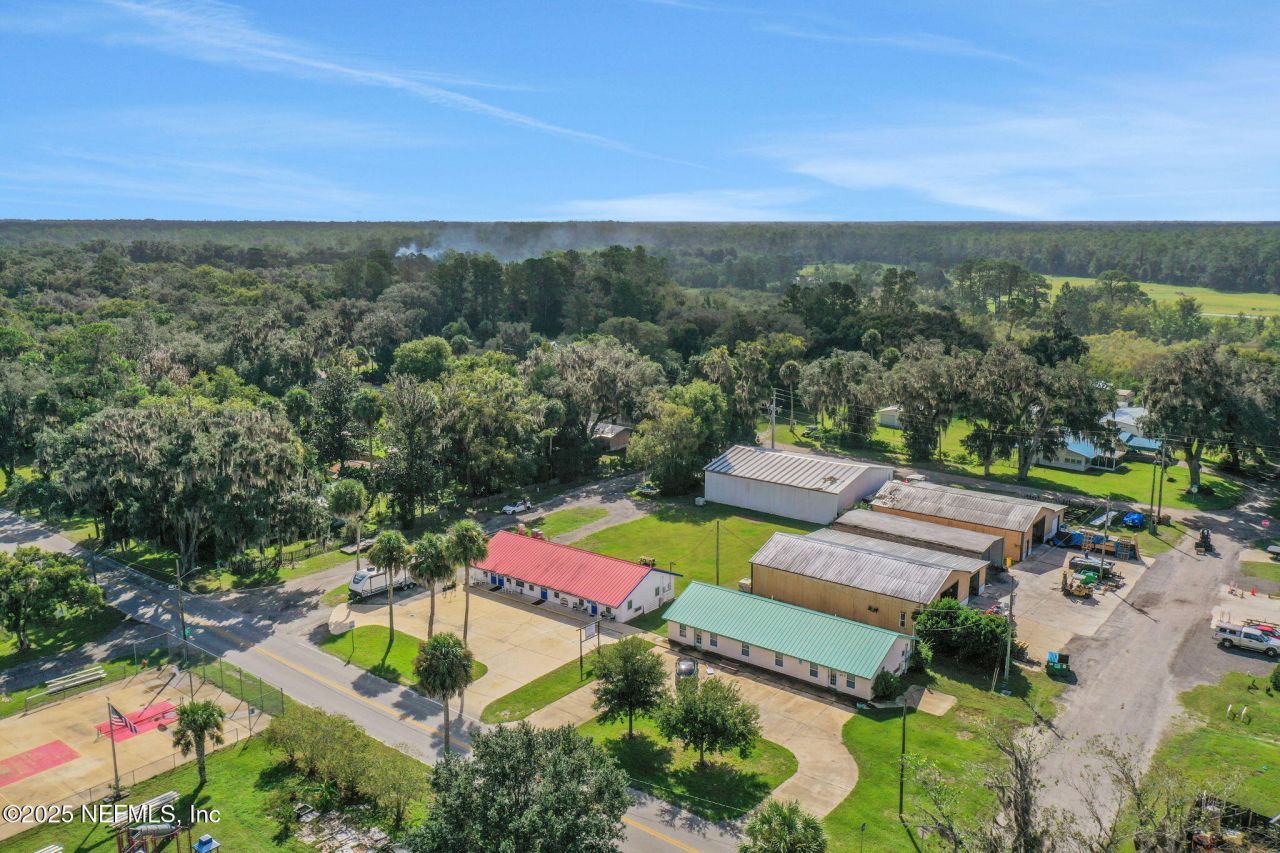 413 Elm Street, Welaka, FL 32193 Photo