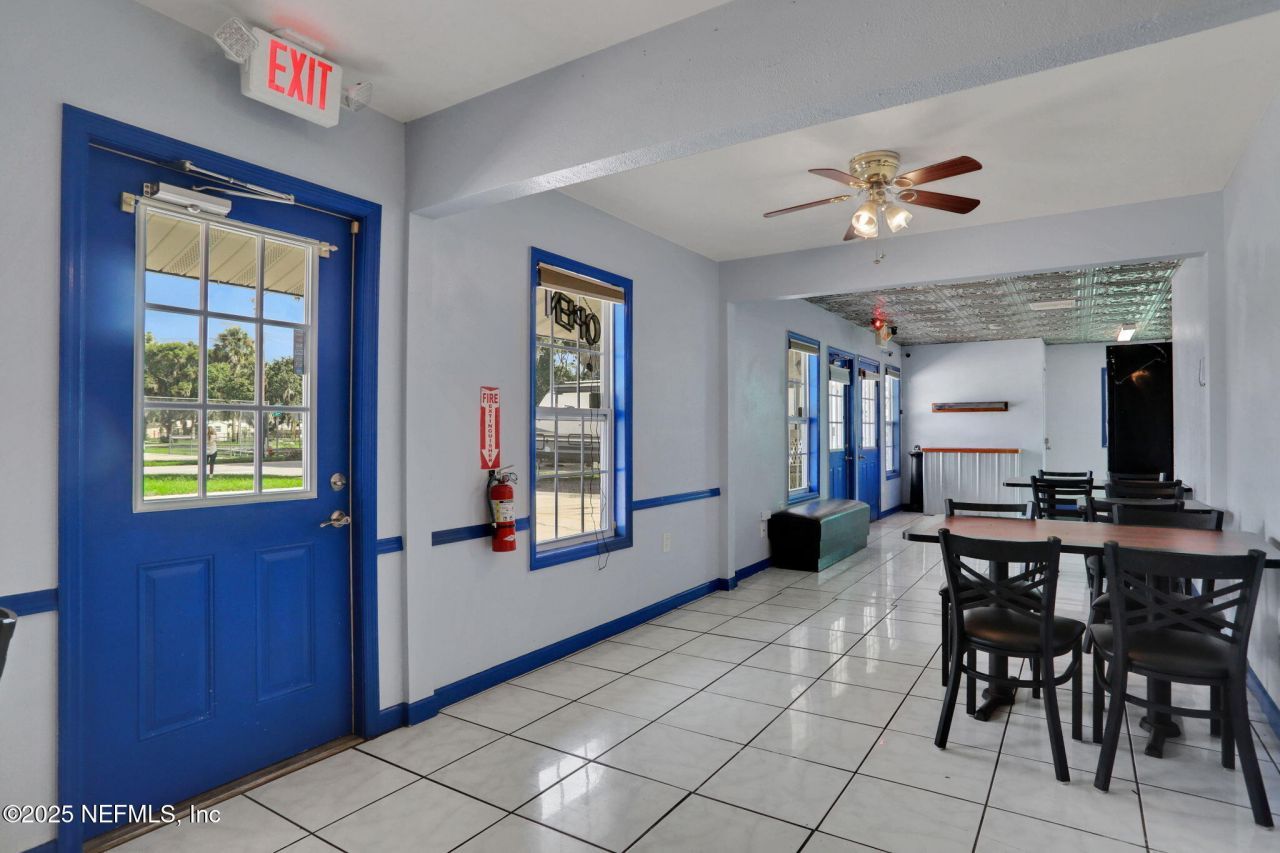 413 Elm Street, Welaka, FL 32193 Photo