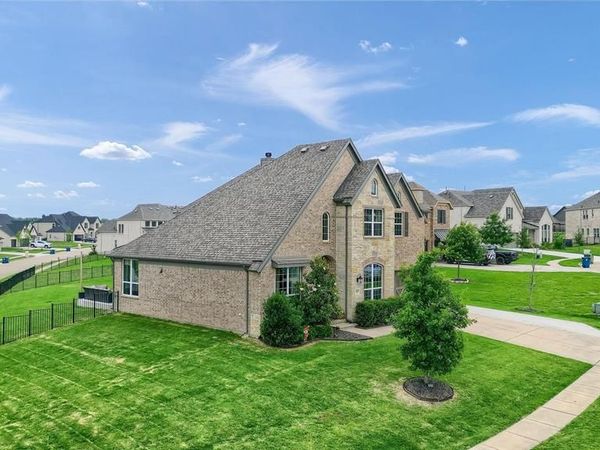 2113 Deer Run, Gunter, TX 75058