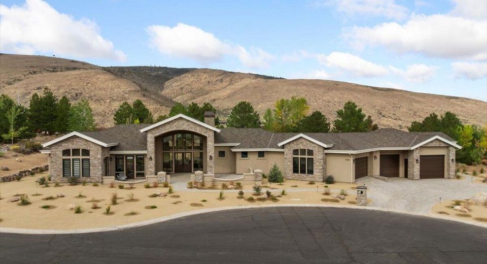 10755 Renegade Court, Reno, NV 89511 Photo