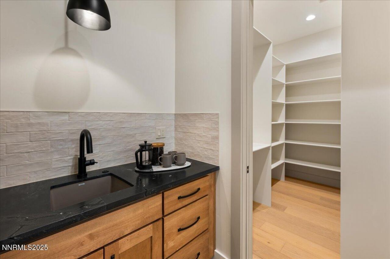 10755 Renegade Court, Reno, NV 89511 Photo