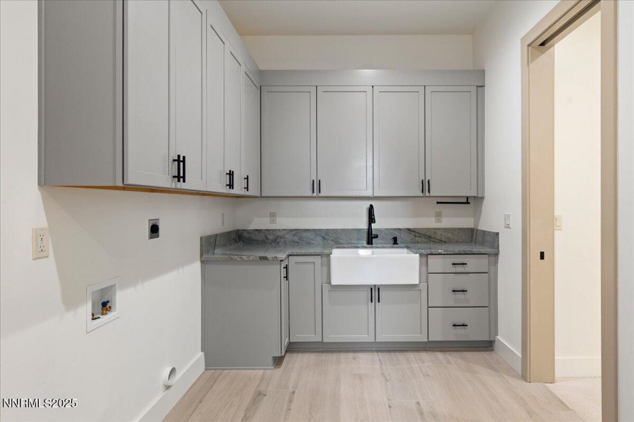 10755 Renegade Court, Reno, NV 89511 Photo