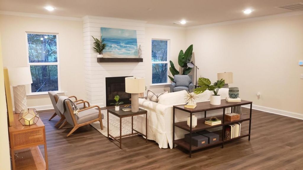 1240 Augusta Pass Drive Photo 7