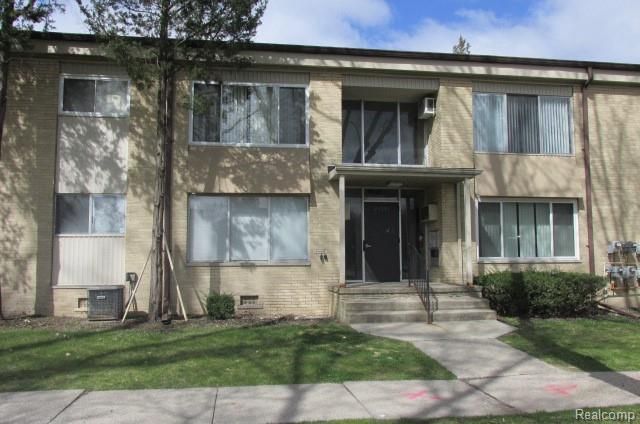 25555 Lahser Road, Southfield, MI 48033 Main Photo