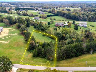 26 Nyle Ridge Road, Wirtz, VA 24184