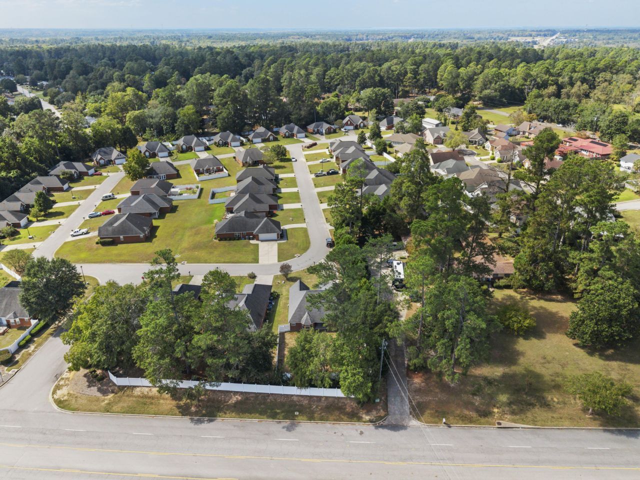 194 Orangepark Drive Photo 10