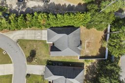 194 Orangepark Drive photo 4