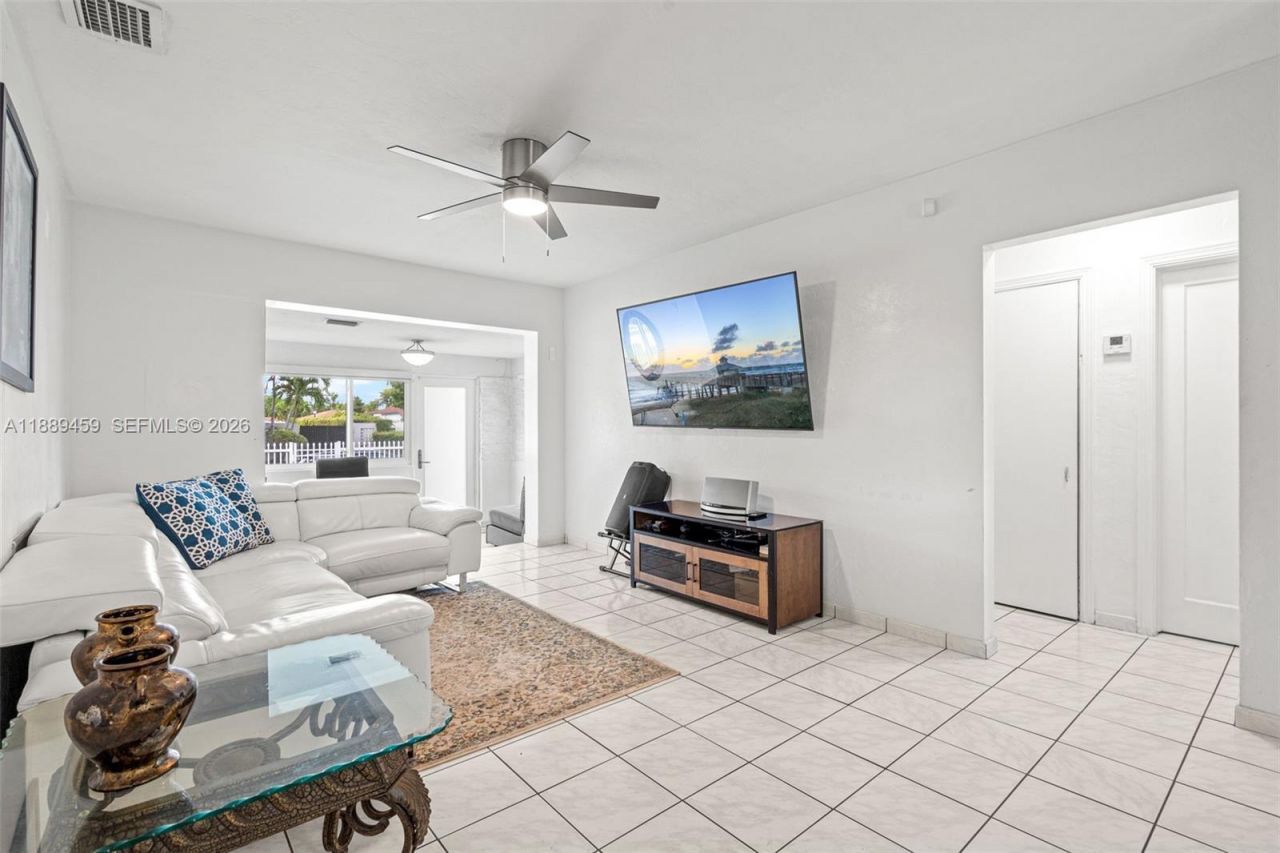 5340 SW 5th St, Miami, FL 33134 Photo